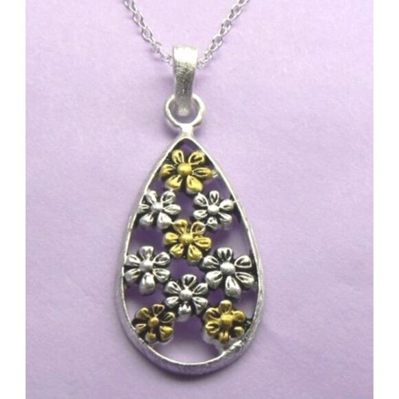 Jewelry - FLOWER 14KY Gold over Silver Necklace 18"